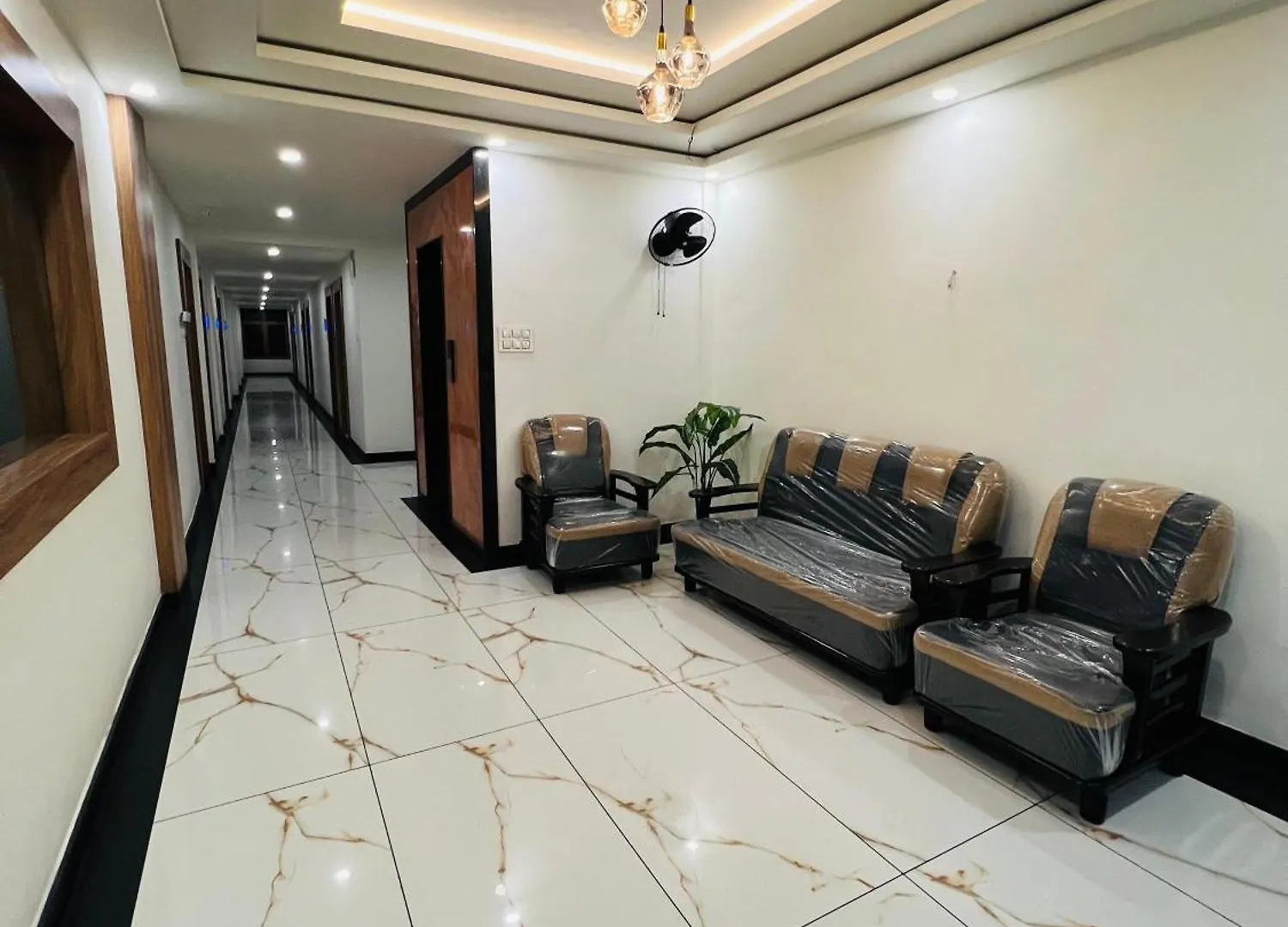 Shanthi Tourist Home Pathanāmthitta ホテル