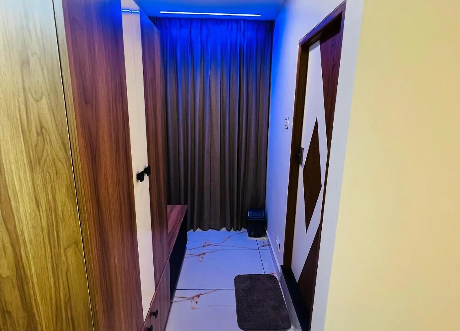 ホテル Shanthi Tourist Home Pathanāmthitta