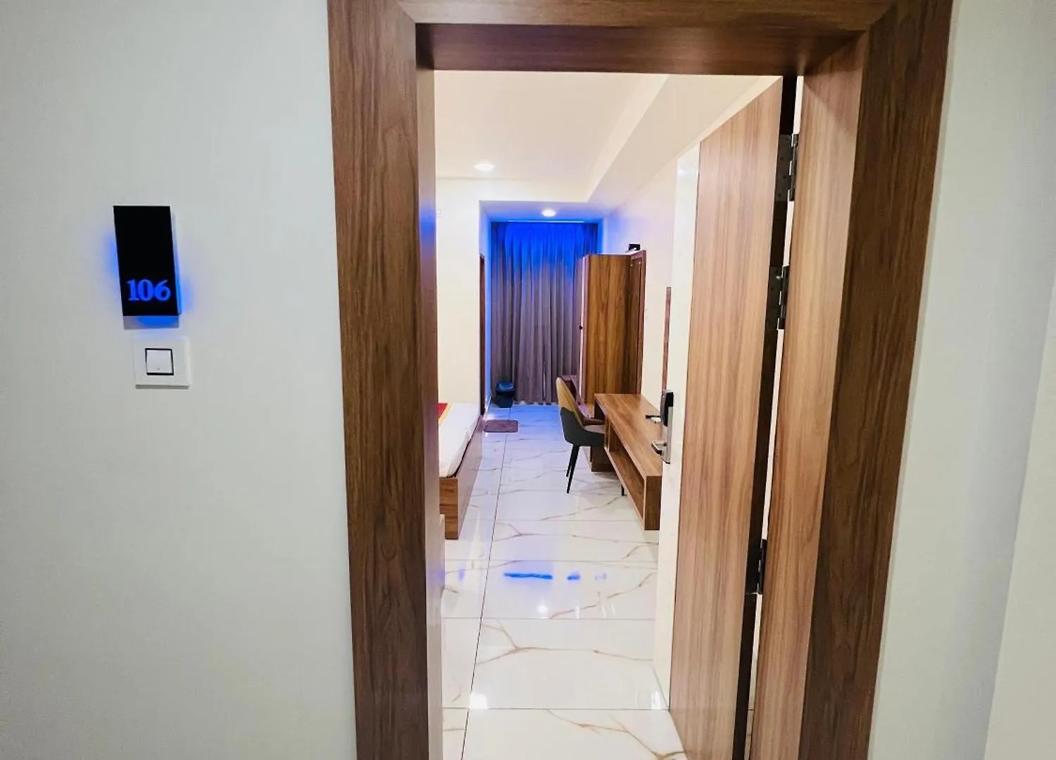 ** ホテル Shanthi Tourist Home Pathanāmthitta インド